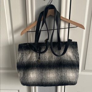 Wilsons Leather Reversible Black and Gray Women's Tote Bag 🖤🩶🤍